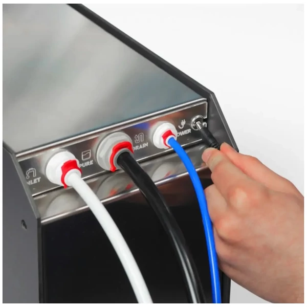 Ecosoft ROBUST 4000 fordított ozmózisos víztisztító ipari mosogatógépek elé